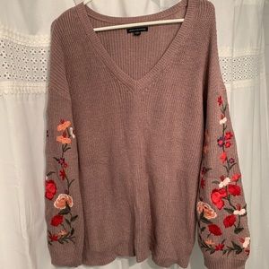 American Eagle Sweater